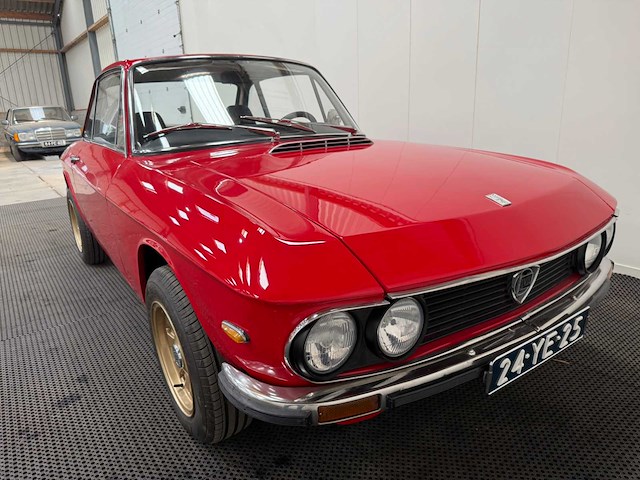 Lancia - fulvia 3 - oldtimer - 1974 - afbeelding 3 van  36