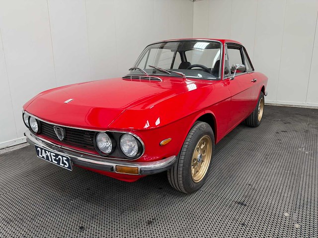 Lancia - fulvia 3 - oldtimer - 1974 - afbeelding 12 van  36
