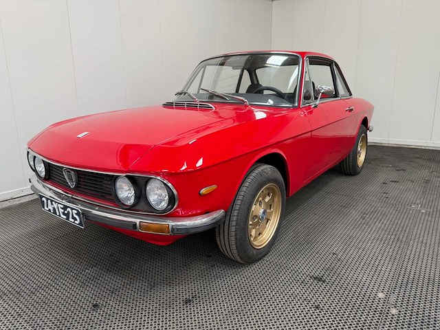 Lancia - fulvia 3 - oldtimer - 1974 - afbeelding 1 van  36
