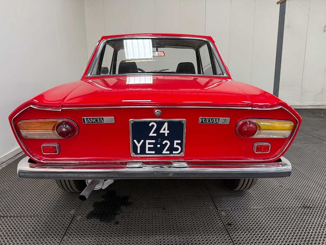 Lancia - fulvia 3 - oldtimer - 1974 - afbeelding 4 van  36