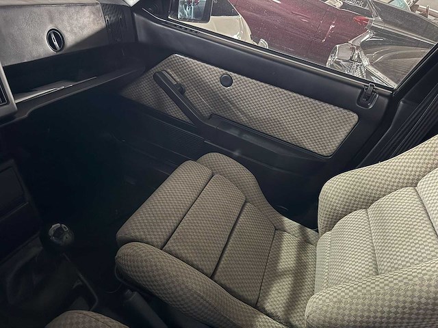 Lancia - hf turbo - delta - oldtimer - afbeelding 4 van  15