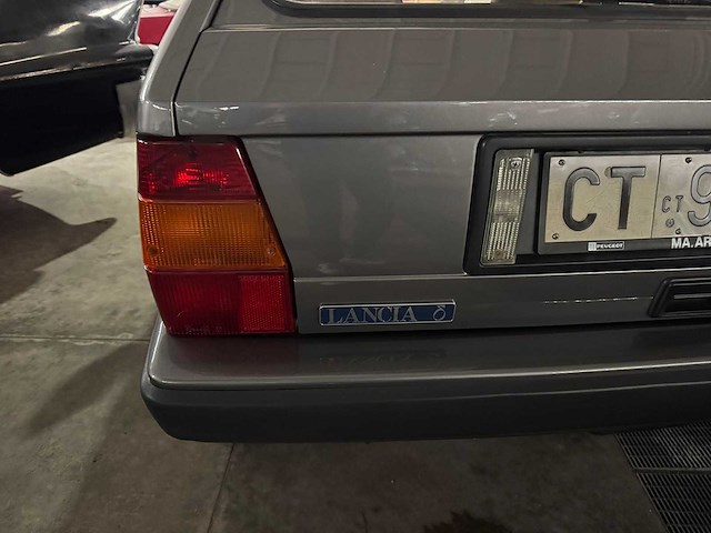 Lancia - hf turbo - delta - oldtimer - afbeelding 5 van  15