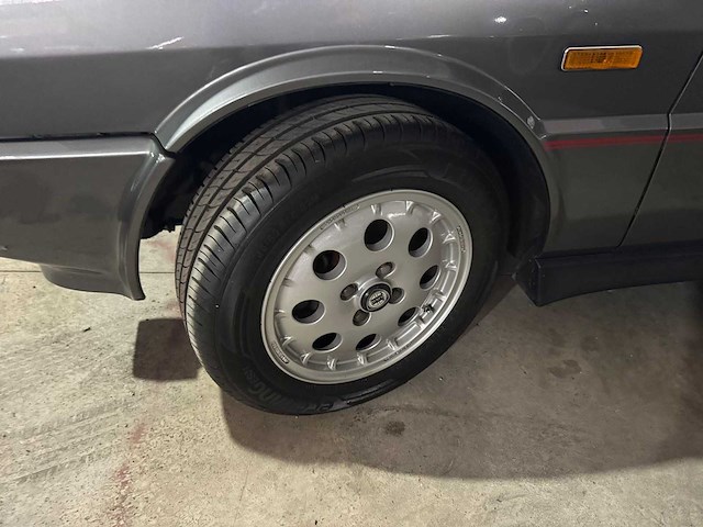 Lancia - hf turbo - delta - oldtimer - afbeelding 15 van  15