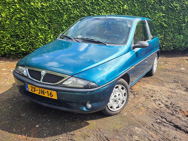 Lancia - ypsilon - 1.2 ls ecvt - automaat - 105.000 km - 1999 - zf-jn-16 - personenauto - afbeelding 4 van  10