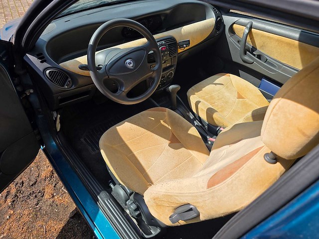 Lancia - ypsilon - 1.2 ls ecvt - automaat - 105.000 km - 1999 - zf-jn-16 - personenauto - afbeelding 10 van  10
