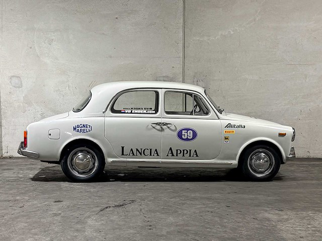 Lancia appia berlina siii berlina 48pk 1959, pm-77-72 - afbeelding 32 van  33
