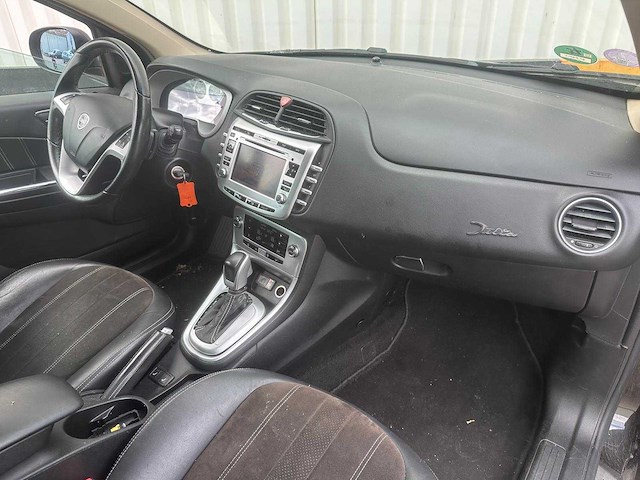 Lancia delta 1.8 16v di platino * 67-psp-1 - afbeelding 1 van  7