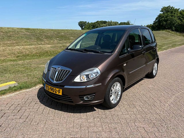 Lancia musa 1.4 16v gold s&s, kl-902-f - afbeelding 1 van  23