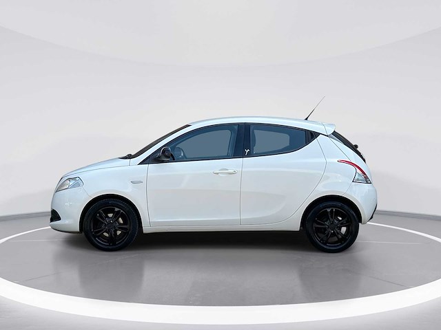 Lancia ypsilon 0.9 ta elefantino + 2014 | 6-xdt-55 - afbeelding 2 van  23