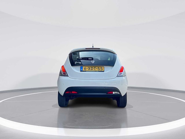 Lancia ypsilon 0.9 ta elefantino + 2014 | 6-xdt-55 - afbeelding 6 van  23