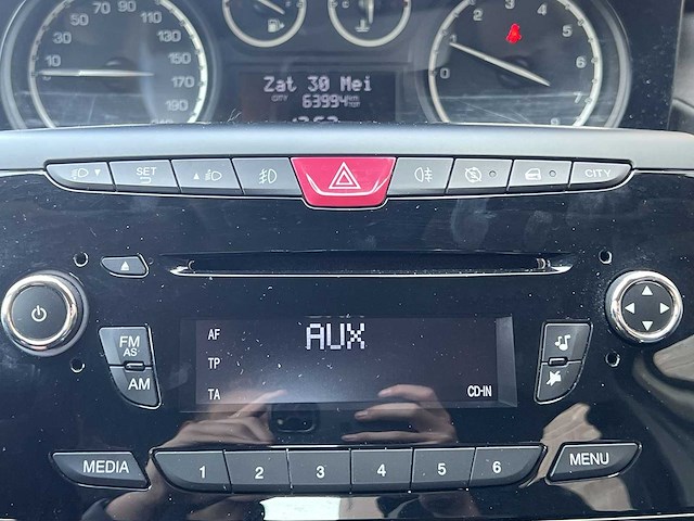 Lancia ypsilon 0.9 ta elefantino + 2014 | 6-xdt-55 - afbeelding 11 van  23