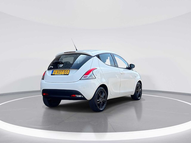 Lancia ypsilon 0.9 ta elefantino + 2014 | 6-xdt-55 - afbeelding 12 van  23
