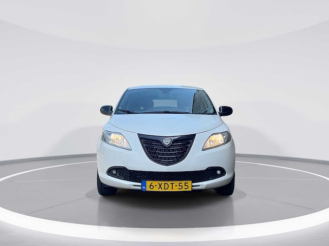 Lancia ypsilon 0.9 ta elefantino + 2014 | 6-xdt-55 - afbeelding 20 van  23