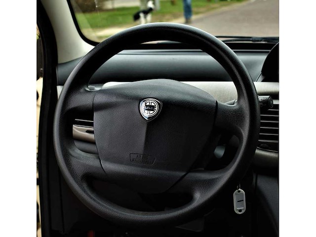 Lancia ypsilon 1.2 2006 - afbeelding 3 van  15
