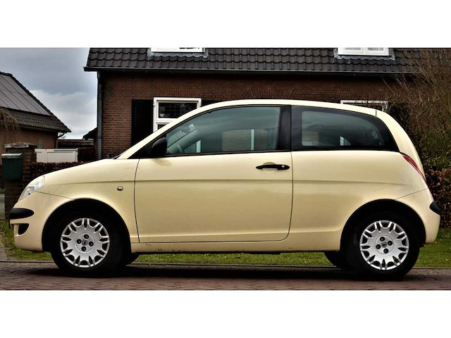 Lancia ypsilon 1.2 2006 - afbeelding 9 van  15