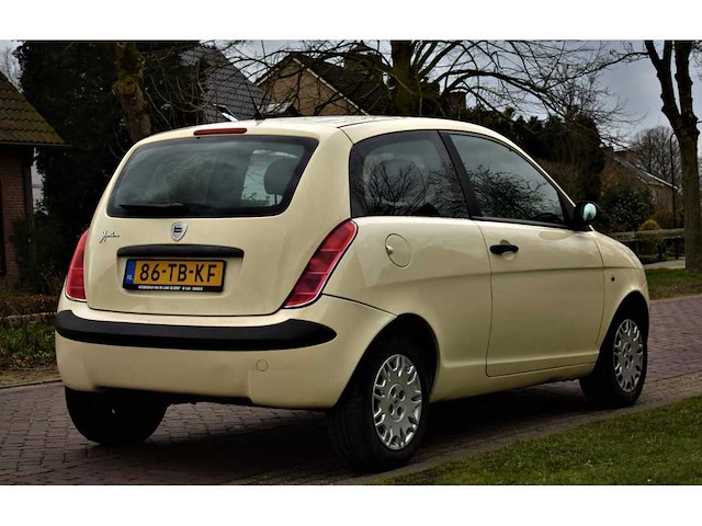 Lancia ypsilon 1.2 2006 - afbeelding 12 van  15