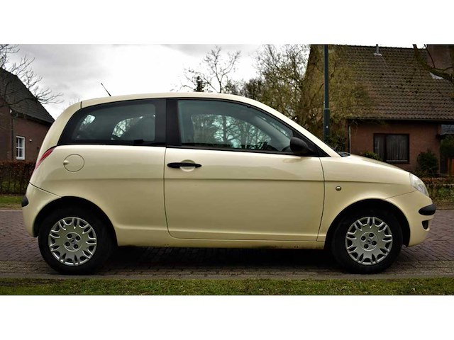 Lancia ypsilon 1.2 2006 - afbeelding 13 van  15