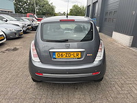 Lancia ypsilon 1.2 argento | 06-zd-lr i - afbeelding 12 van  16