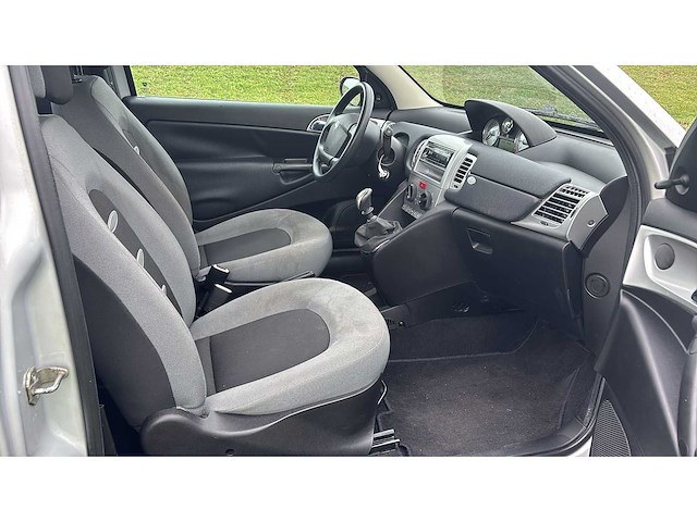 Lancia ypsilon 1.2 argento 2008 | 86-hkp-2 i - afbeelding 10 van  13