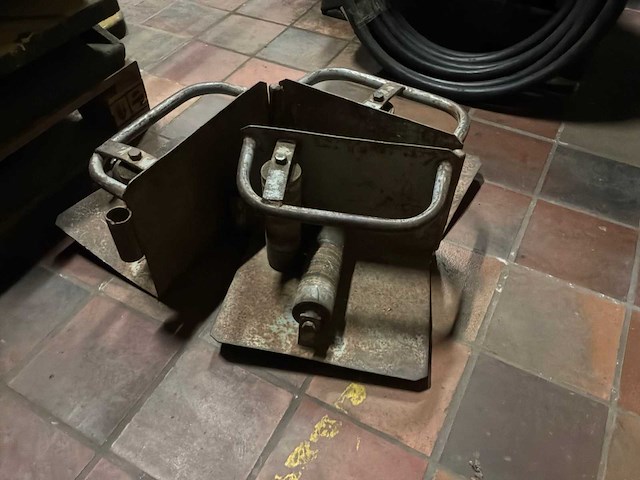 Lancier kunstof en ijzer kabel rollen (20x) - afbeelding 6 van  6