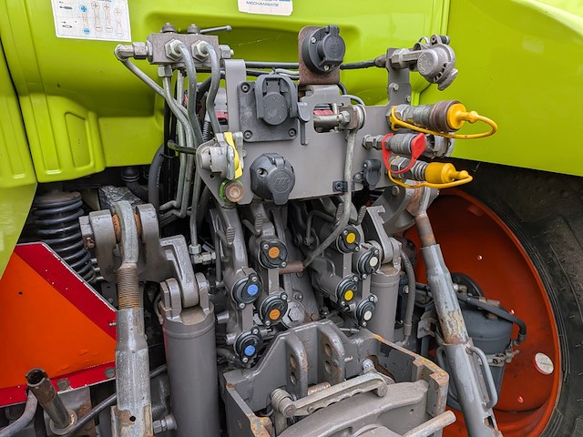 Land- of bosbouwtrekker, claas, arion 530, 2015 - afbeelding 9 van  37