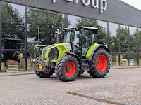 Land- of bosbouwtrekker, claas, arion 530, 2015