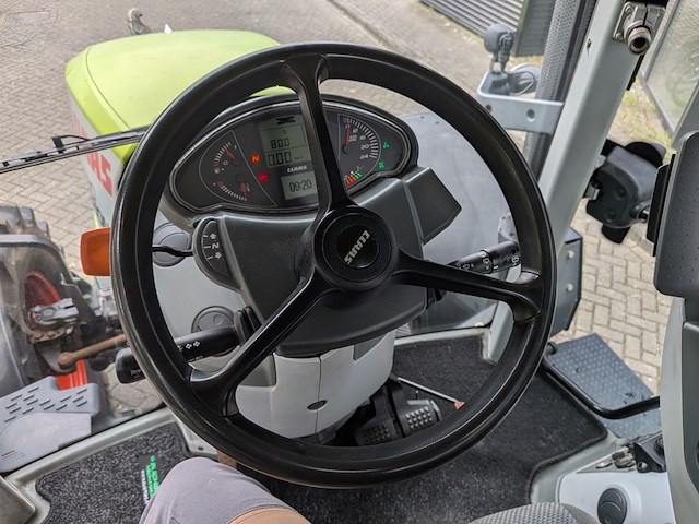 Land- of bosbouwtrekker, claas, arion 530, 2015 - afbeelding 19 van  37