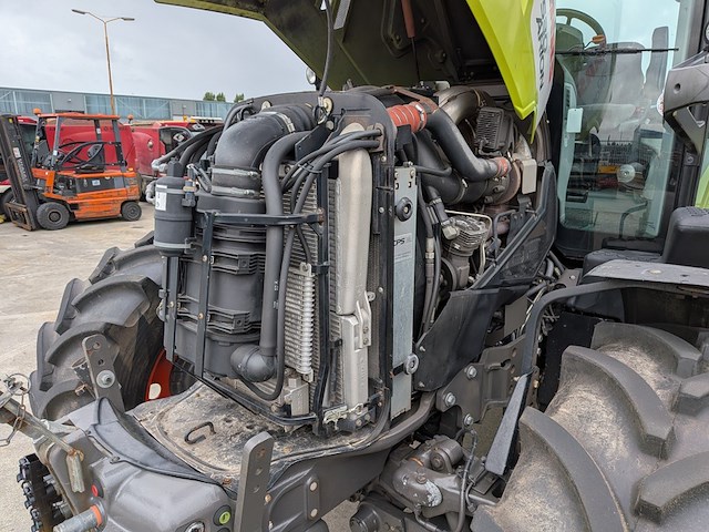 Land- of bosbouwtrekker, claas, arion 530, 2015 - afbeelding 31 van  37