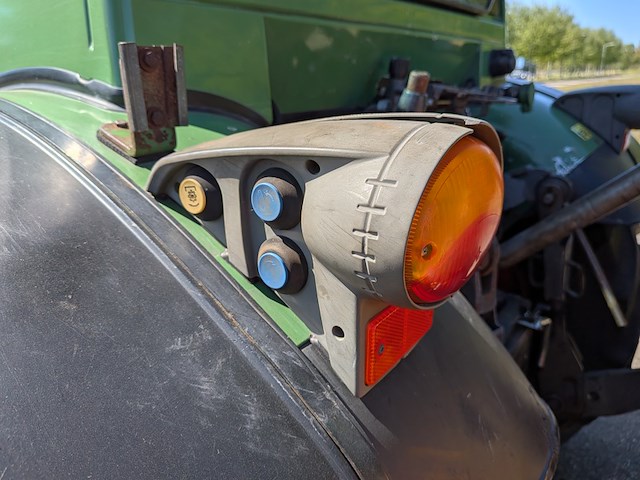 Land- of bosbouwtrekker, fendt, 210 p vario, 2011, met grondbak - afbeelding 6 van  34