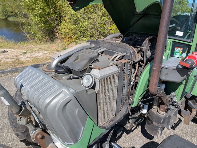 Land- of bosbouwtrekker, fendt, 210 p vario, 2011, met grondbak - afbeelding 14 van  34