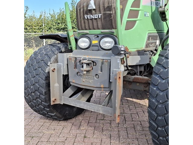 Land- of bosbouwtrekker, fendt, 309 vario, 2009, met stoll robust fz 20 voorlader en grondbak - afbeelding 9 van  57