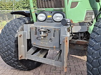 Land- of bosbouwtrekker, fendt, 309 vario, 2009, met stoll robust fz 20 voorlader en grondbak - afbeelding 9 van  57