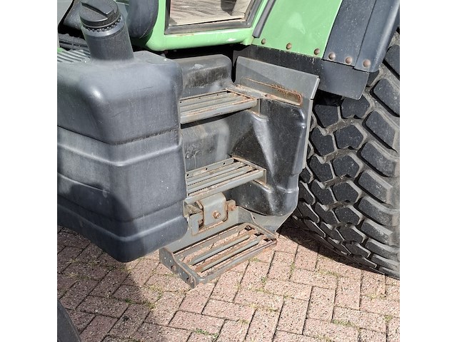 Land- of bosbouwtrekker, fendt, 309 vario, 2009, met stoll robust fz 20 voorlader en grondbak - afbeelding 13 van  57