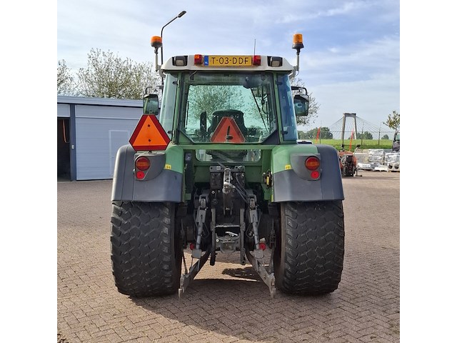 Land- of bosbouwtrekker, fendt, 309 vario, 2009, met stoll robust fz 20 voorlader en grondbak - afbeelding 45 van  57