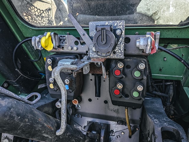 Land- of bosbouwtrekker, fendt, 310 vario, 2014, met voorlader en bulklaadbak - afbeelding 9 van  45