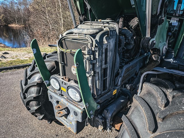 Land- of bosbouwtrekker, fendt, 310 vario, 2014, met voorlader en bulklaadbak - afbeelding 38 van  45