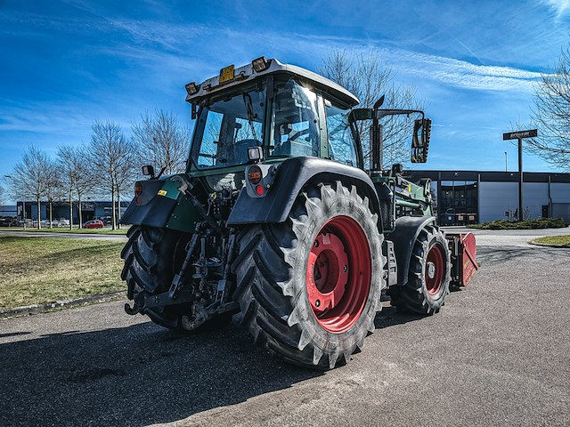 Land- of bosbouwtrekker, fendt, 310 vario, 2014, met voorlader en bulklaadbak - afbeelding 41 van  45
