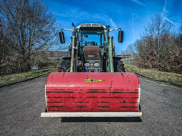 Land- of bosbouwtrekker, fendt, 310 vario, 2014, met voorlader en bulklaadbak - afbeelding 44 van  45