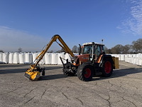 Land- of bosbouwtrekker, fendt, 412 vario met maaiarm herder, 2009 - afbeelding 12 van  53
