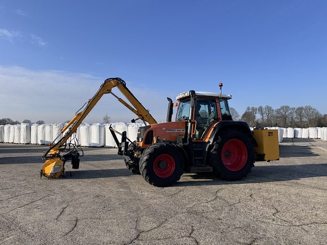 Land- of bosbouwtrekker, fendt, 412 vario met maaiarm herder, 2009 - afbeelding 23 van  53