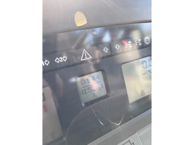 Land- of bosbouwtrekker, fendt, 412 vario met maaiarm herder, 2009 - afbeelding 43 van  53