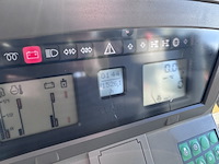 Land- of bosbouwtrekker, fendt, 412 vario met maaiarm herder, 2009 - afbeelding 44 van  53