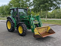 Land- of bosbouwtrekker, john deere, 5080r, 2010, met voorlader en schepbak - afbeelding 34 van  37