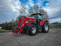 Land- of bosbouwtrekker, massey ferguson, 5435, 2016, met voorlader, ålö mf 946