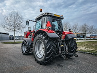 Land- of bosbouwtrekker, massey ferguson, 5435, 2016, met voorlader, ålö mf 946 - afbeelding 23 van  39