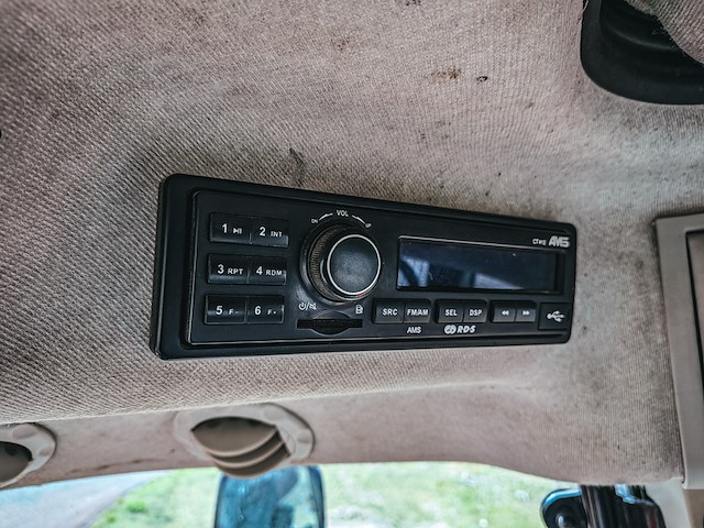 Land- of bosbouwtrekker, massey ferguson, 5711 sl, 2016, met voorlader, ålö mf 946 - afbeelding 36 van  44