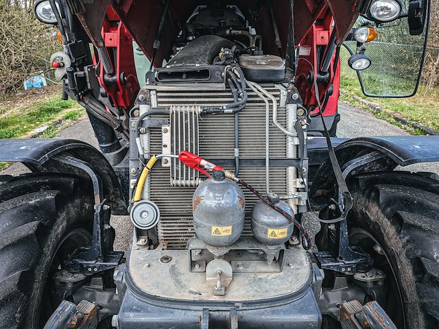 Land- of bosbouwtrekker, massey ferguson, 5711 sl, 2016, met voorlader, ålö mf 946 - afbeelding 38 van  44