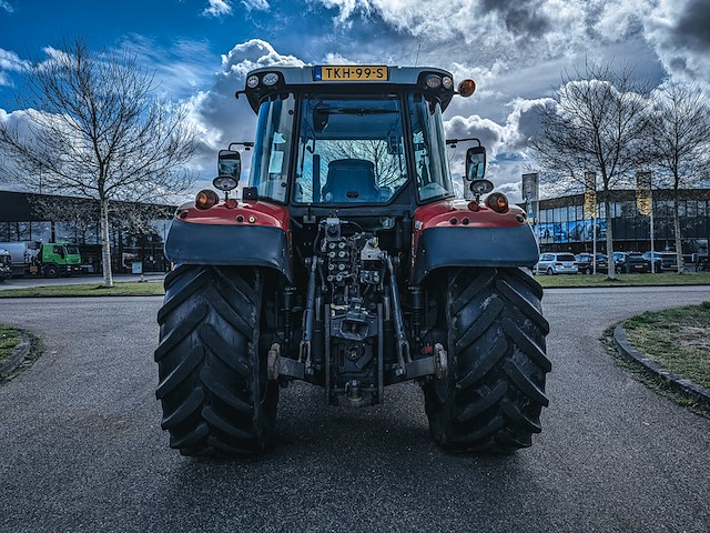 Land- of bosbouwtrekker, massey ferguson, 5711 sl, 2016, met voorlader, ålö mf 946 - afbeelding 34 van  44
