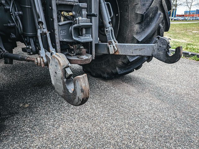 Land- of bosbouwtrekker, massey ferguson, 5711 sl, 2016, met voorlader, ålö mf 946 - afbeelding 11 van  46