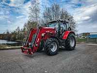 Land- of bosbouwtrekker, massey ferguson, 5711 sl, 2016, met voorlader, ålö mf 946